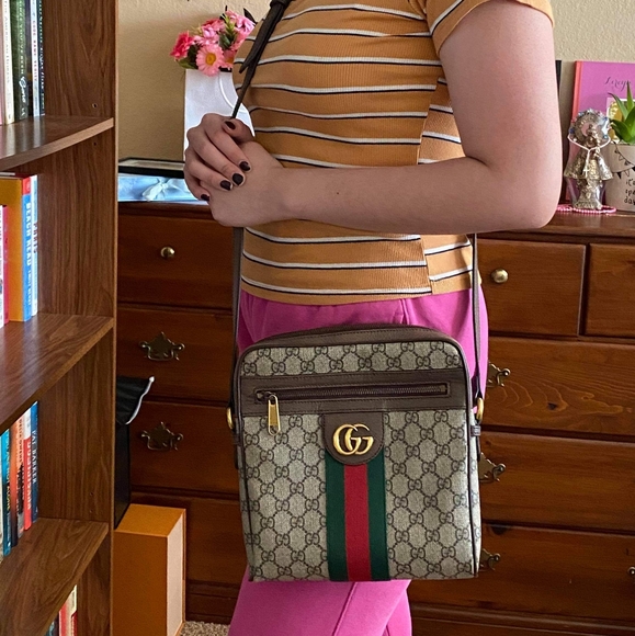 Gucci Ophidia GG Supreme Canvas MsgrBag FIRM $905 - Picture 8 of 8